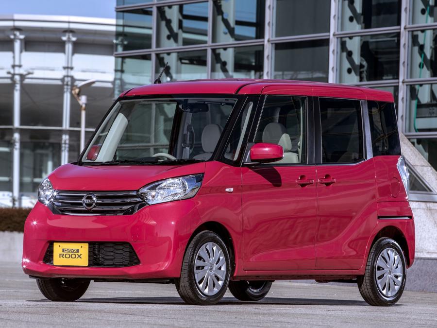  Nissan Dayz Roox 2013 года  (фото 10 из 11)